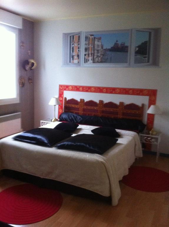 Chambre D'Hotes Dyrslot Bed & Breakfast Saint-Denis-de-Pile Dış mekan fotoğraf